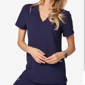 Figs- Casma Three-Pocket Scrub Top